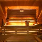 Domaine De La Foret D'orient, Logis Hotel, Restaurant, Et Golf ホテル