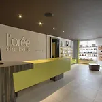 Hotel Domaine De La Foret D'orient, Logis Hotel, Restaurant, Et Golf