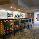 Domaine De La Foret D'orient, Logis Hotel, Restaurant, Et Golf 4* ルイイ・サセ