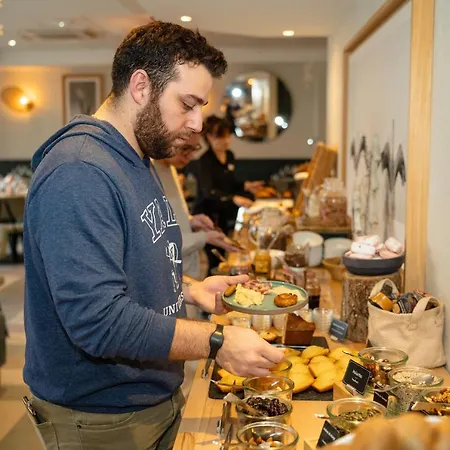 Domaine De La Foret D'orient, Logis Hotel, Restaurant, Et Golf Rouilly-Sacey