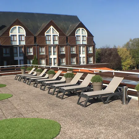 Hotel Domaine De La Foret D'orient, Logis Hotel, Restaurant, Et Golf 4*