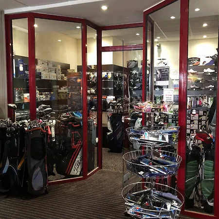 Domaine De La Foret D'orient, Logis Hotel, Restaurant, Et Golf 4* Rouilly-Sacey