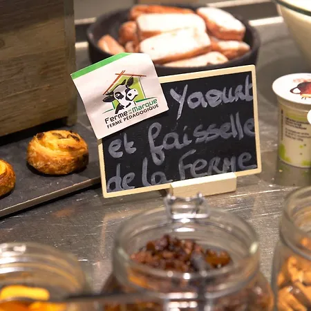 Domaine De La Foret D'orient, Logis Hotel, Restaurant, Et Golf Rouilly-Sacey