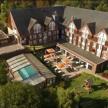 Hotel Domaine De La Foret D’orient – Natur’hotel Golf&spa Rouilly-Sacey