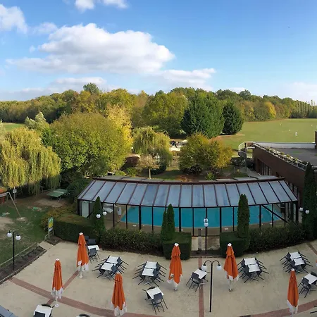 Domaine De La Foret D'orient, Logis Hotel, Restaurant, Et Golf Rouilly-Sacey