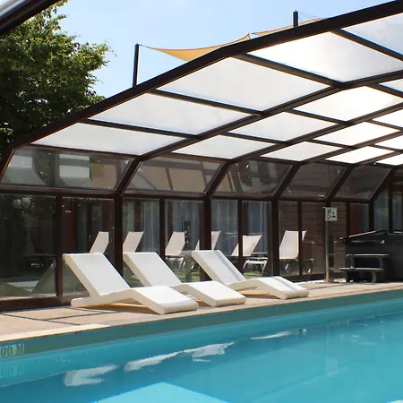 Domaine De La Foret D'orient, Logis Hotel, Restaurant, Et Golf Rouilly-Sacey