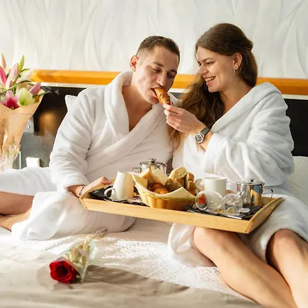 Hotel Domaine De La Foret D’orient – Natur’hotel Golf&spa