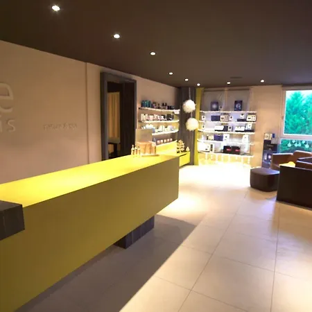 Domaine De La Foret D’orient – Natur’hotel Golf&spa Rouilly-Sacey
