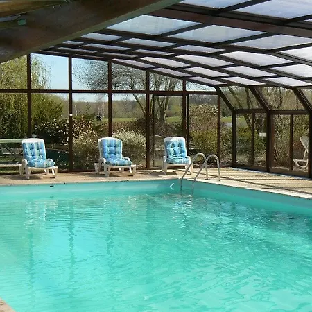 Domaine De La Foret D'orient, Logis Hotel, Restaurant, Et Golf Rouilly-Sacey