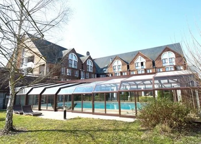 Hotel Domaine De La Foret D’orient – Natur’hotel Golf&spa